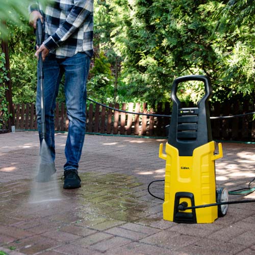 Myjki ciśnieniowe i urządzenia sprzątające