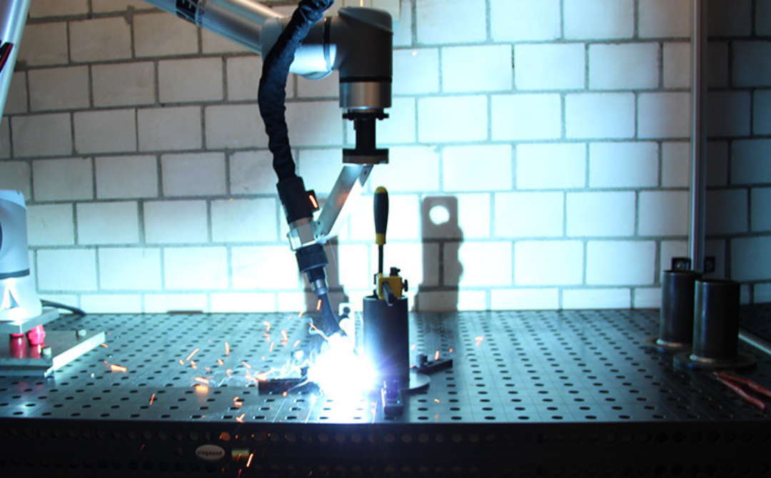 REHM COBOT - Nowy wymiar jakości i automatyzacji produkcji